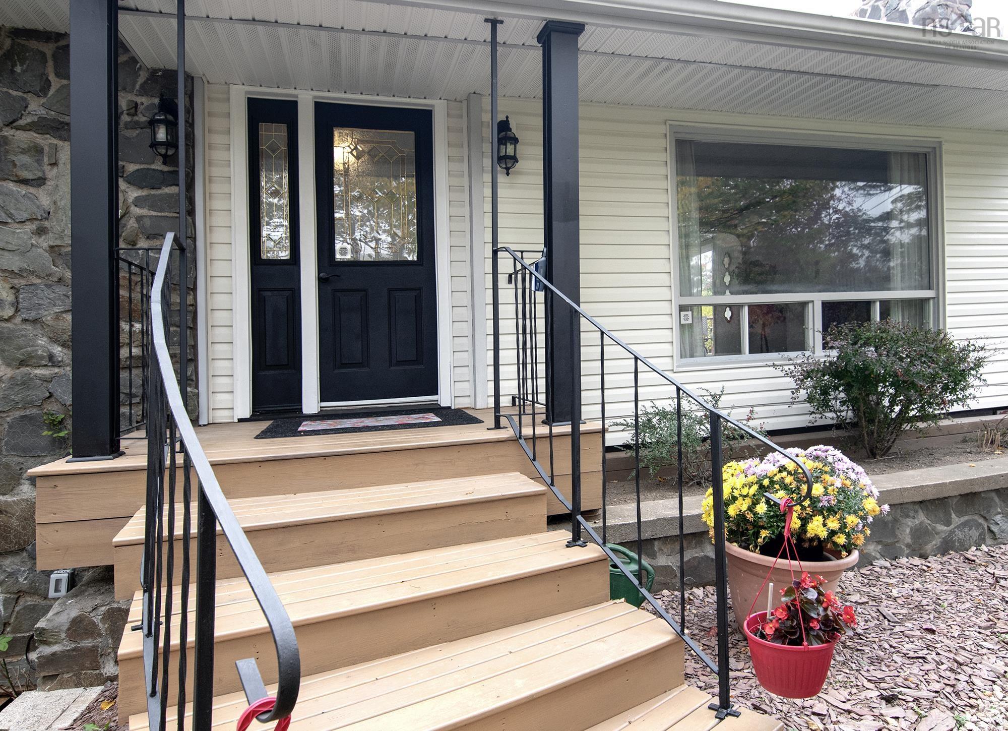 View image 12