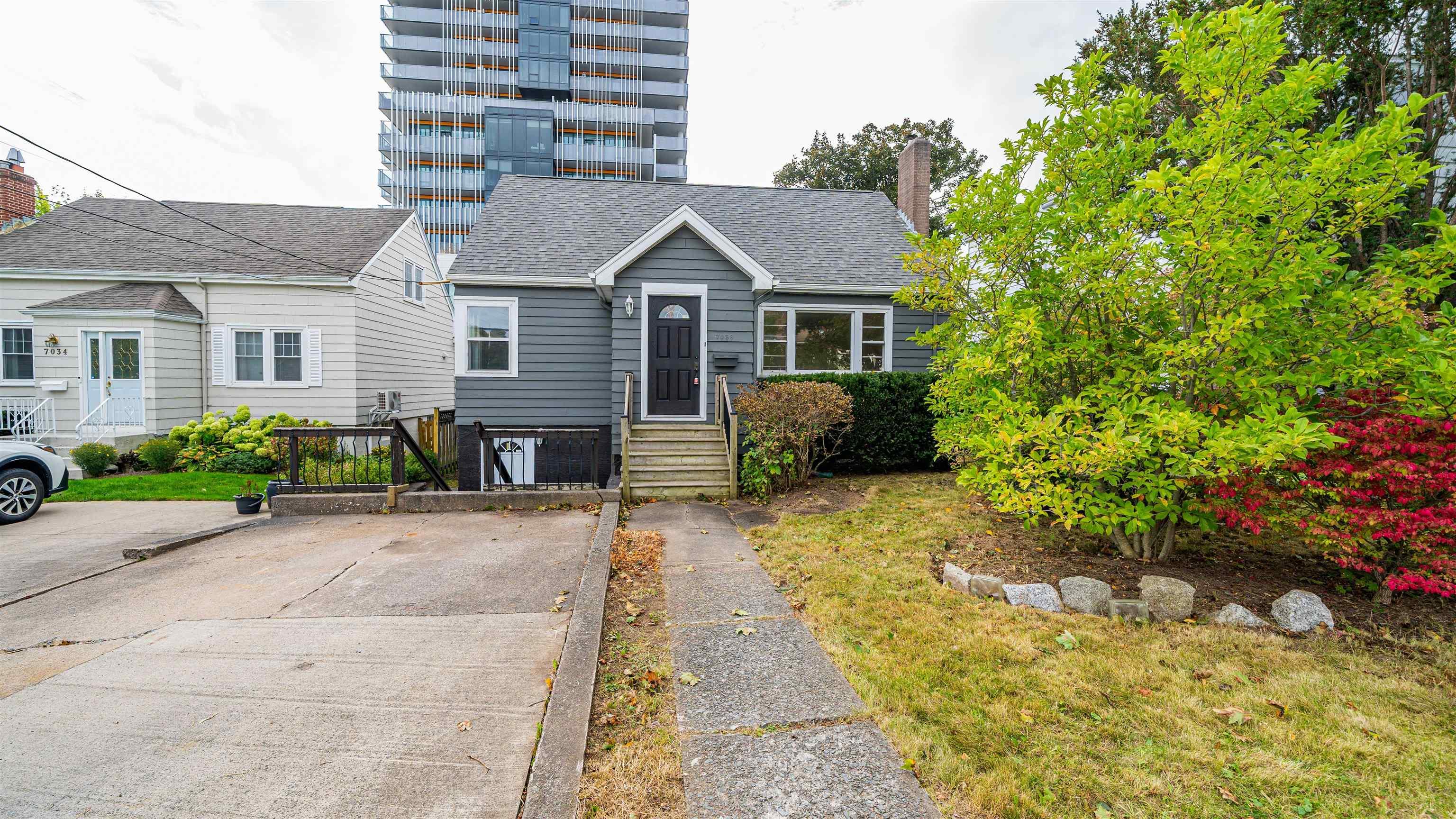 Thumbnail image for 7038 Pearson Drive MLS<sup>®</sup> 202525567
