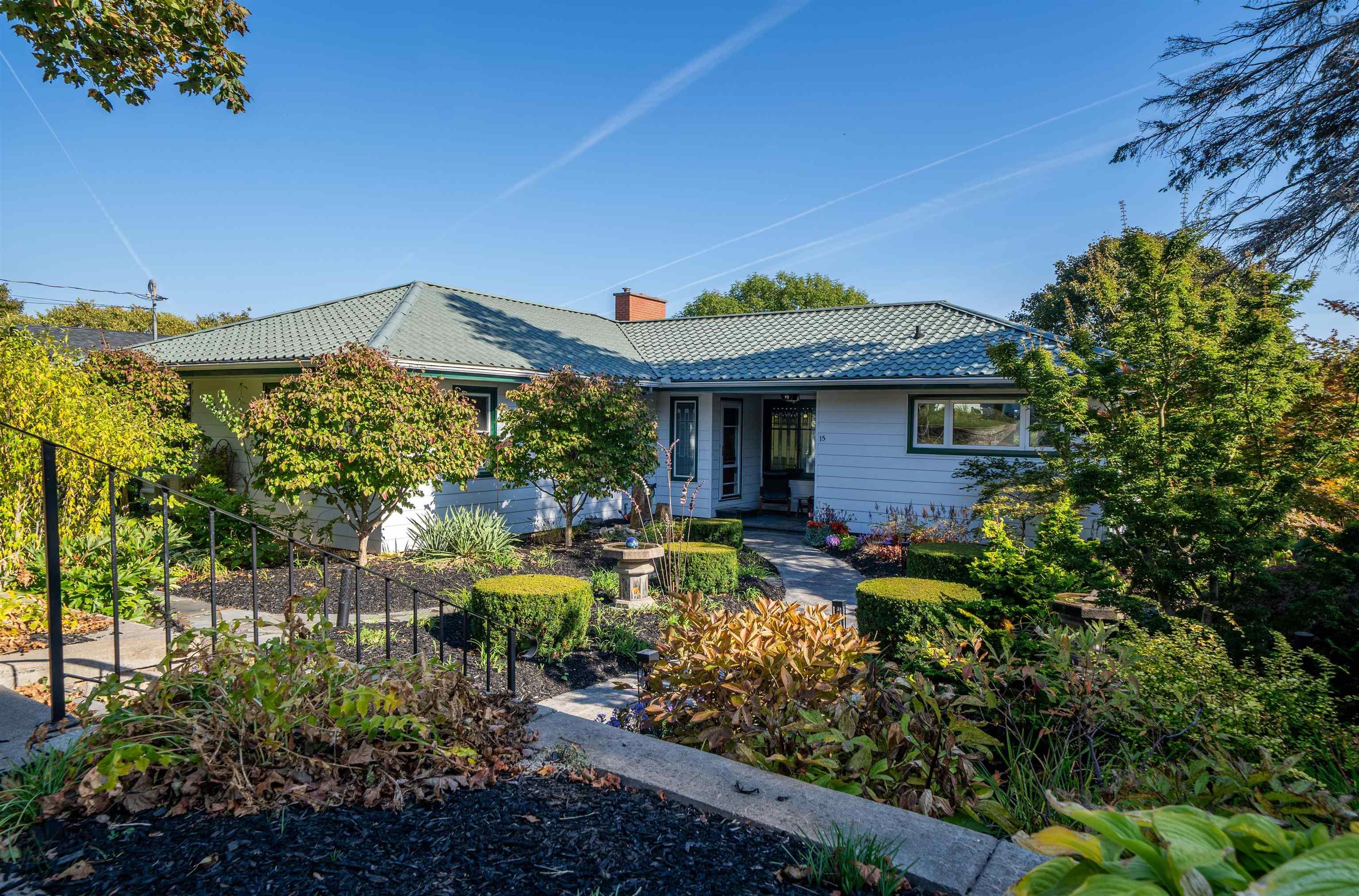 View image 12