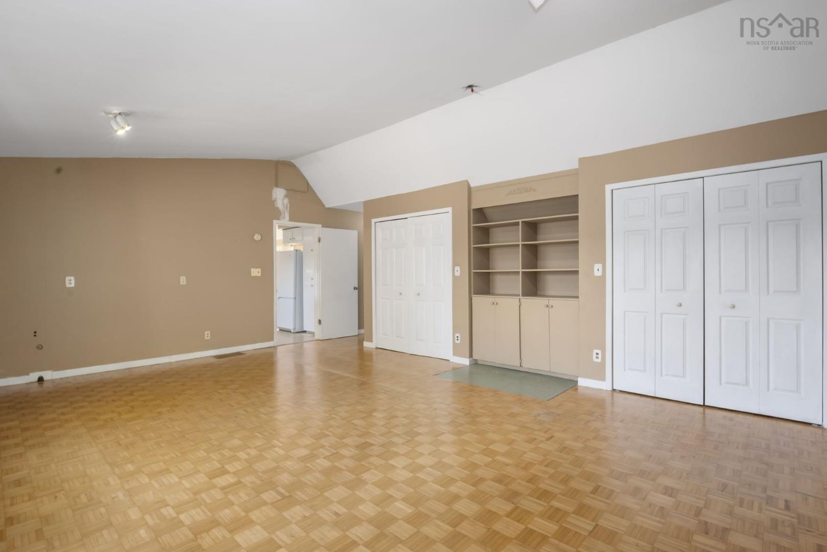 View image 9