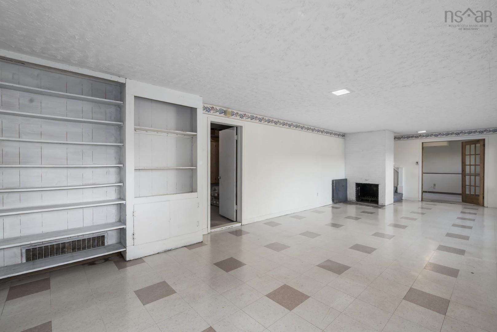 View image 19