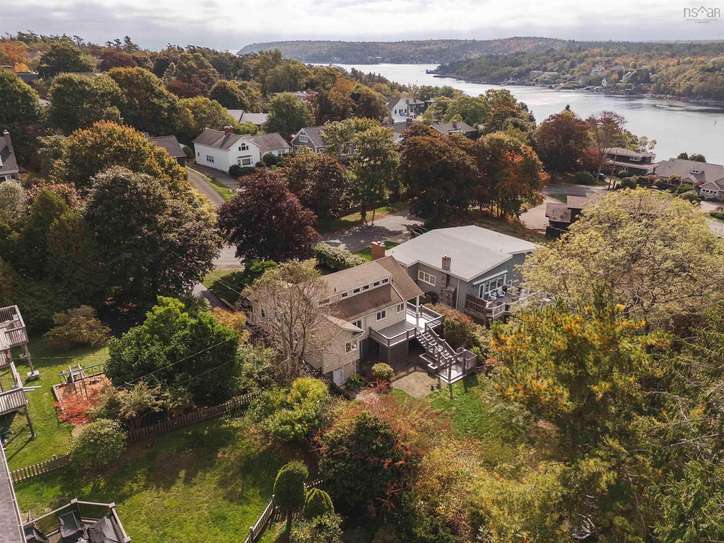 View image 12