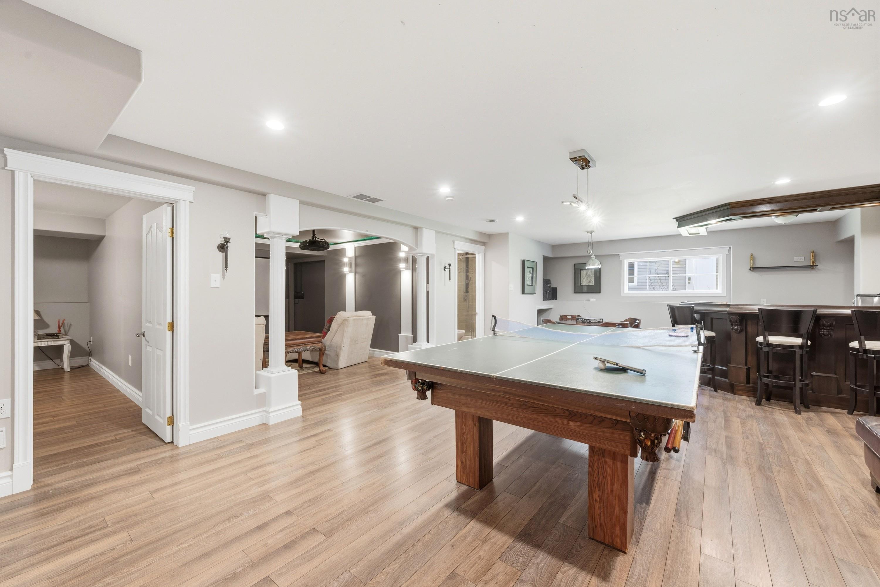 View image 18
