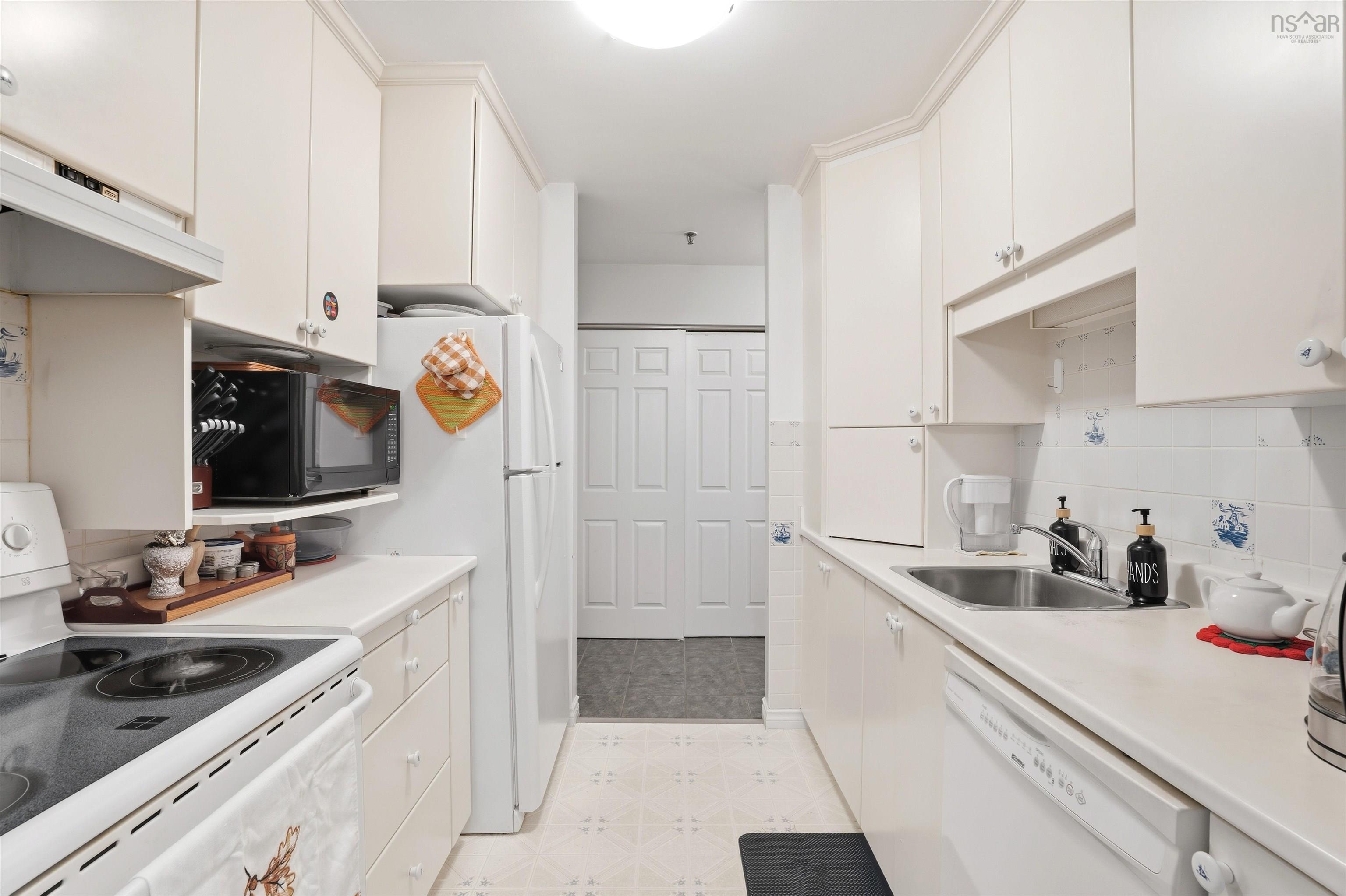 View image 11