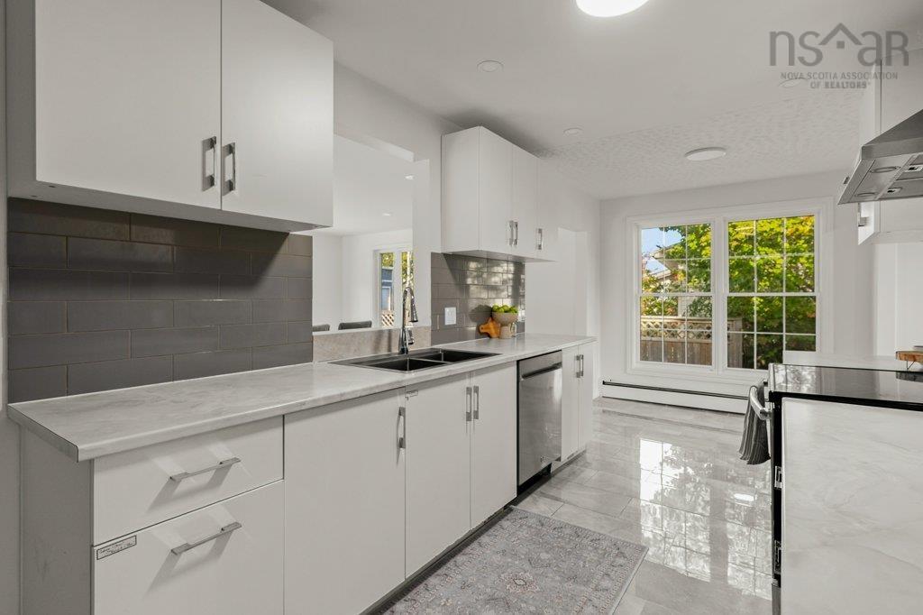 View image 12