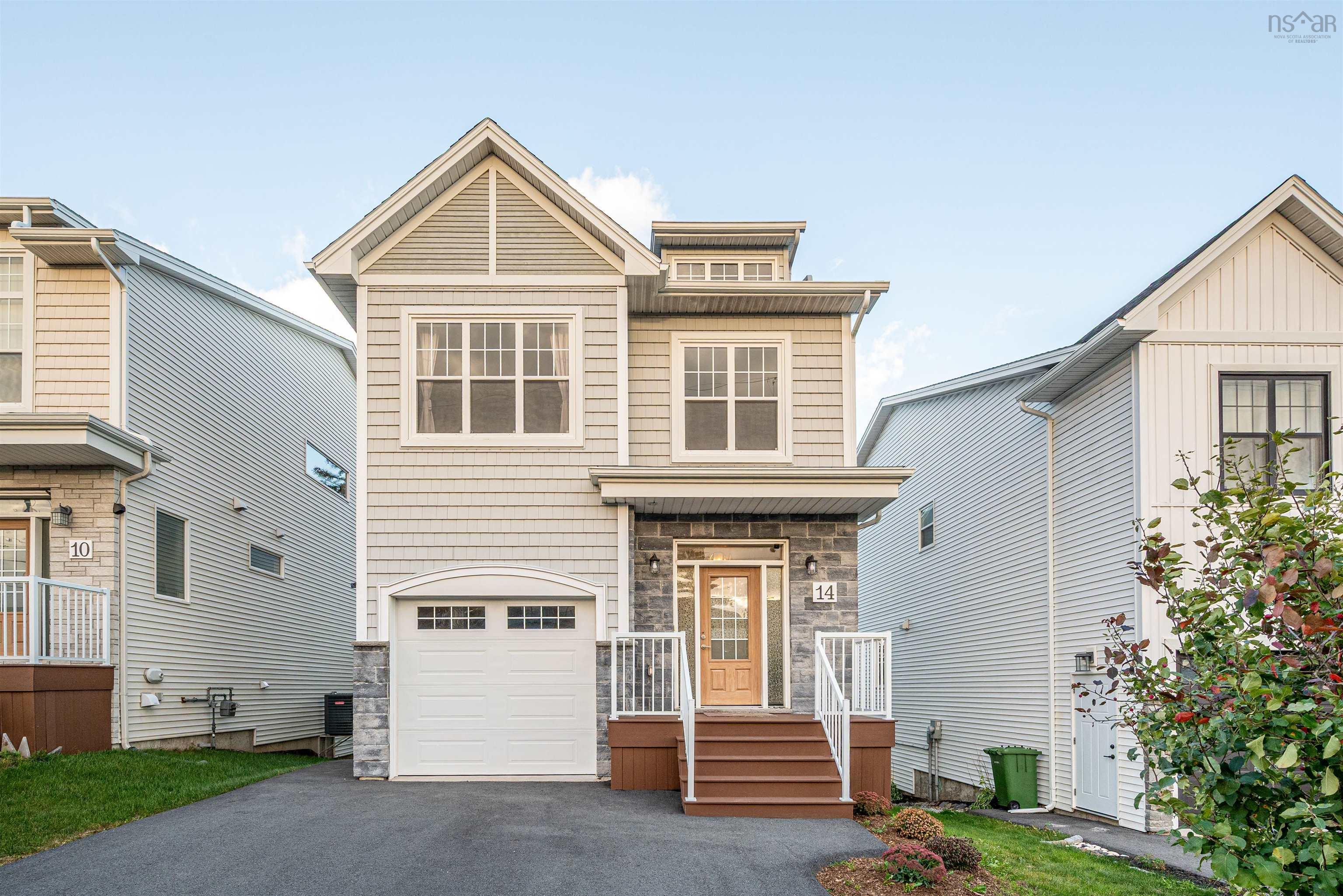 Thumbnail image for 14 Bristolton Avenue MLS<sup>®</sup> 202525751