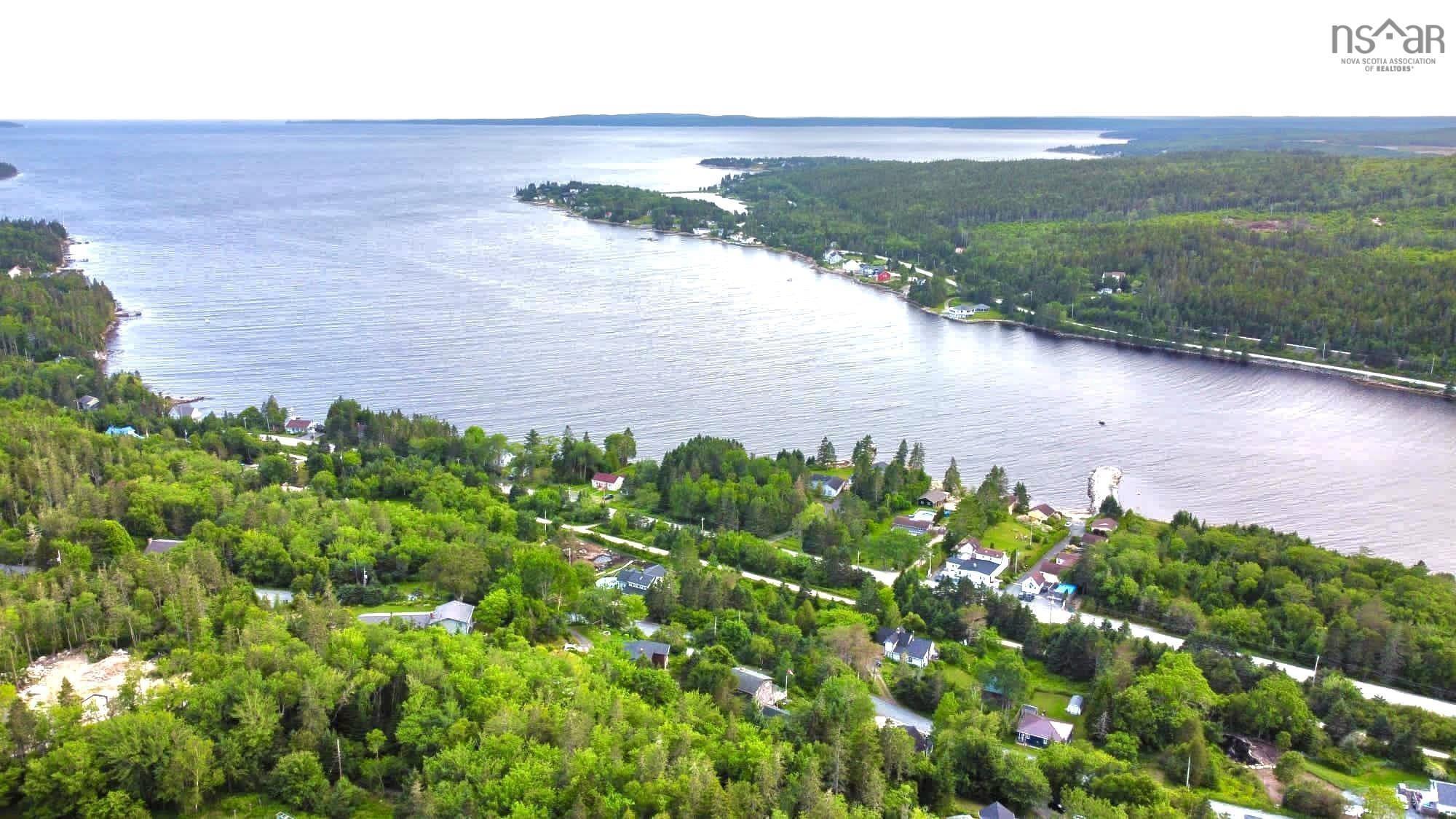 Thumbnail image for 485 Island View Drive MLS<sup>®</sup> 202525769