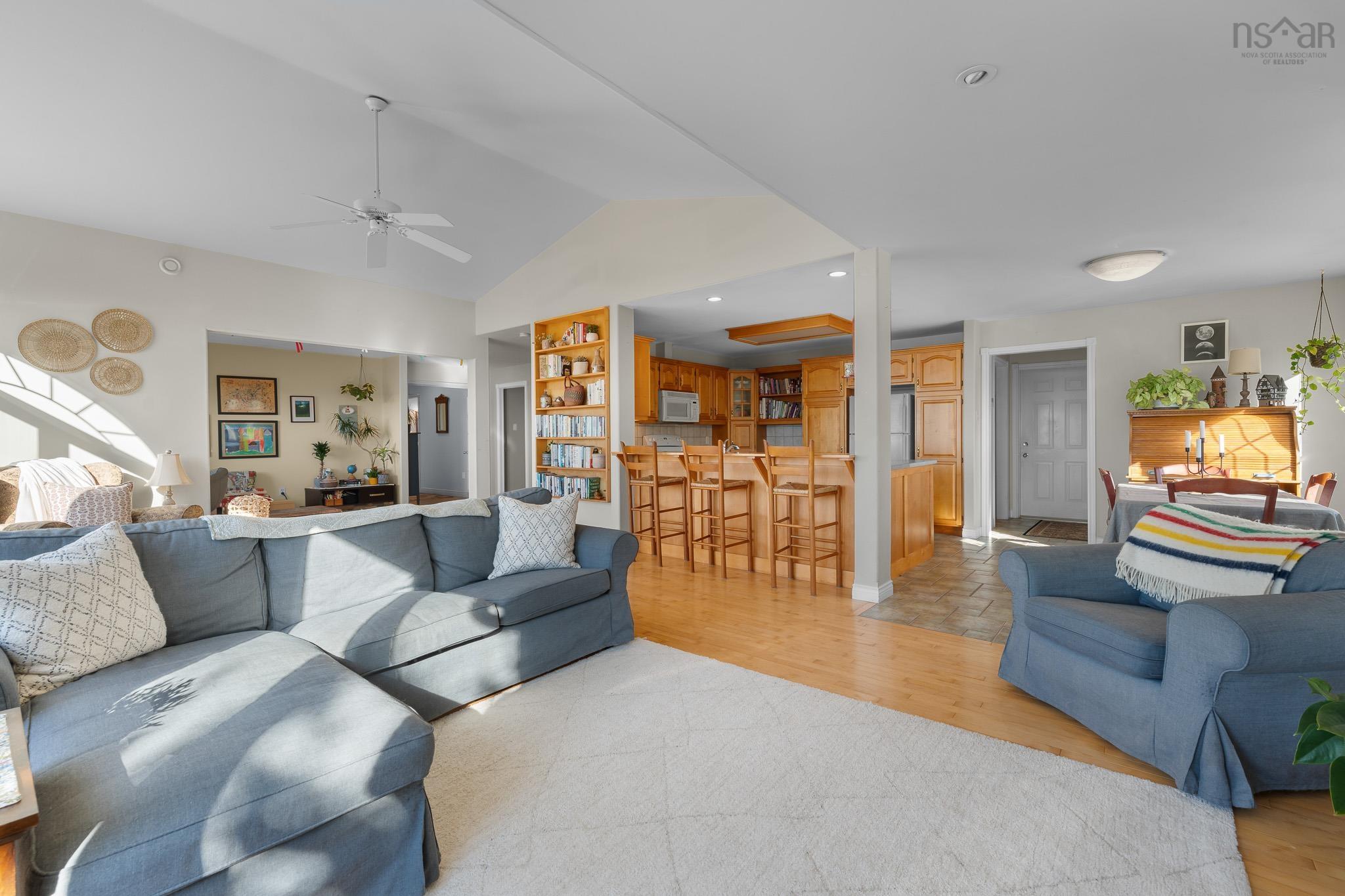 View image 8