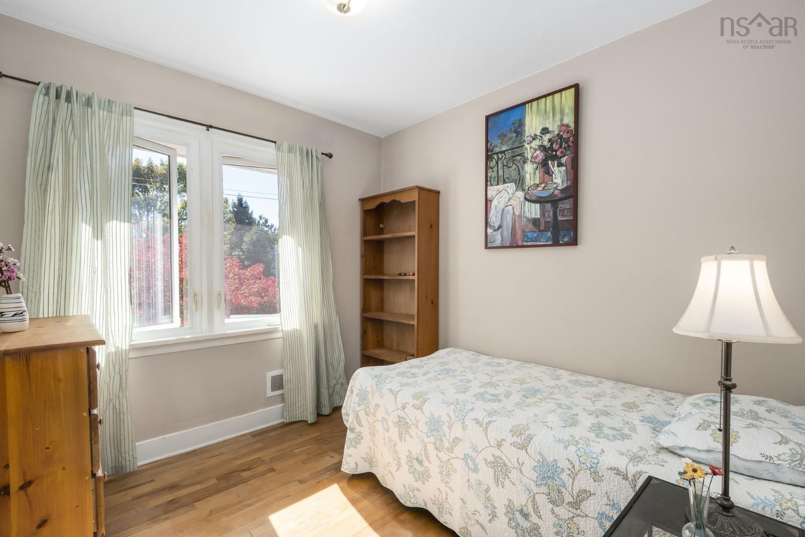 View image 10