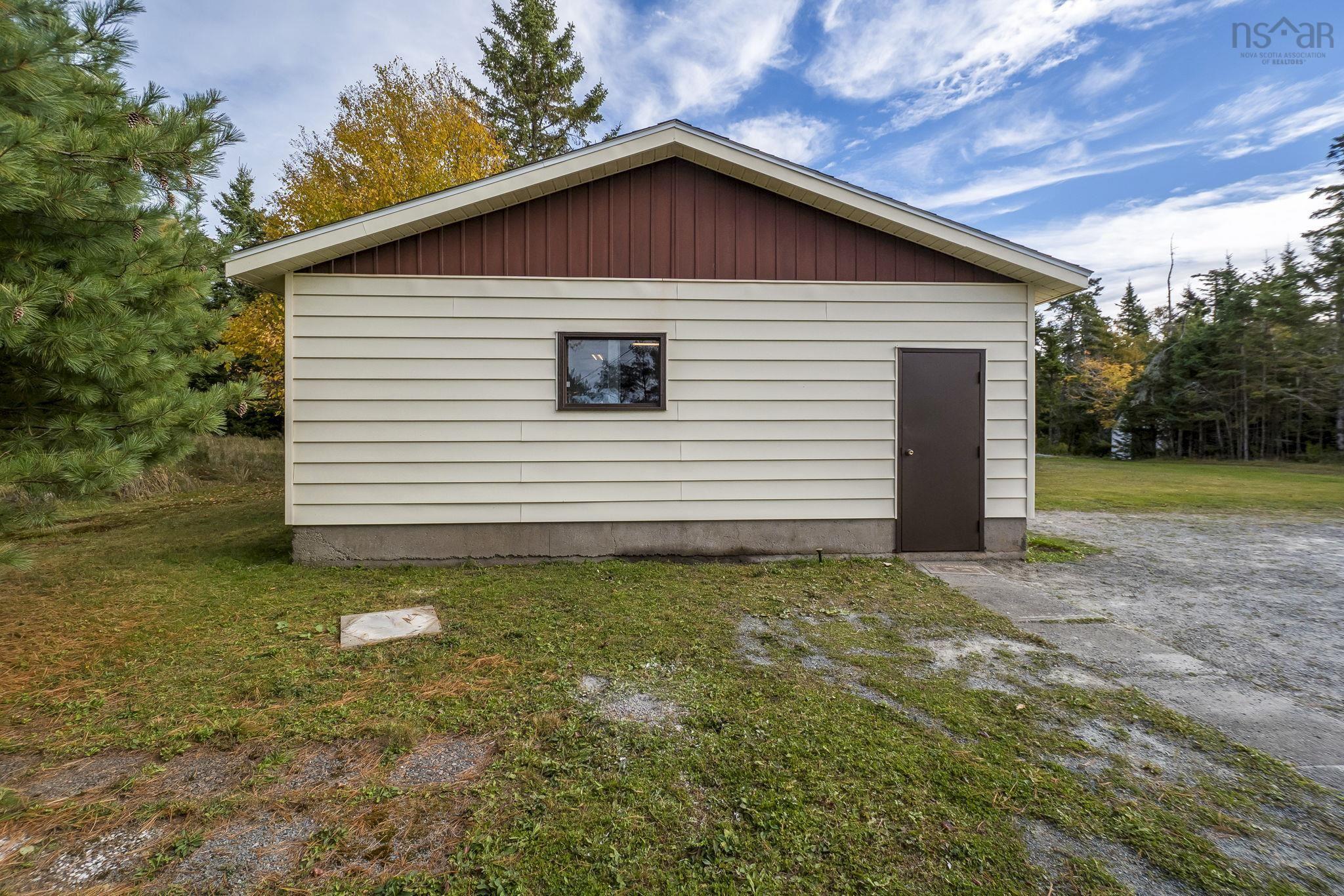 View image 17