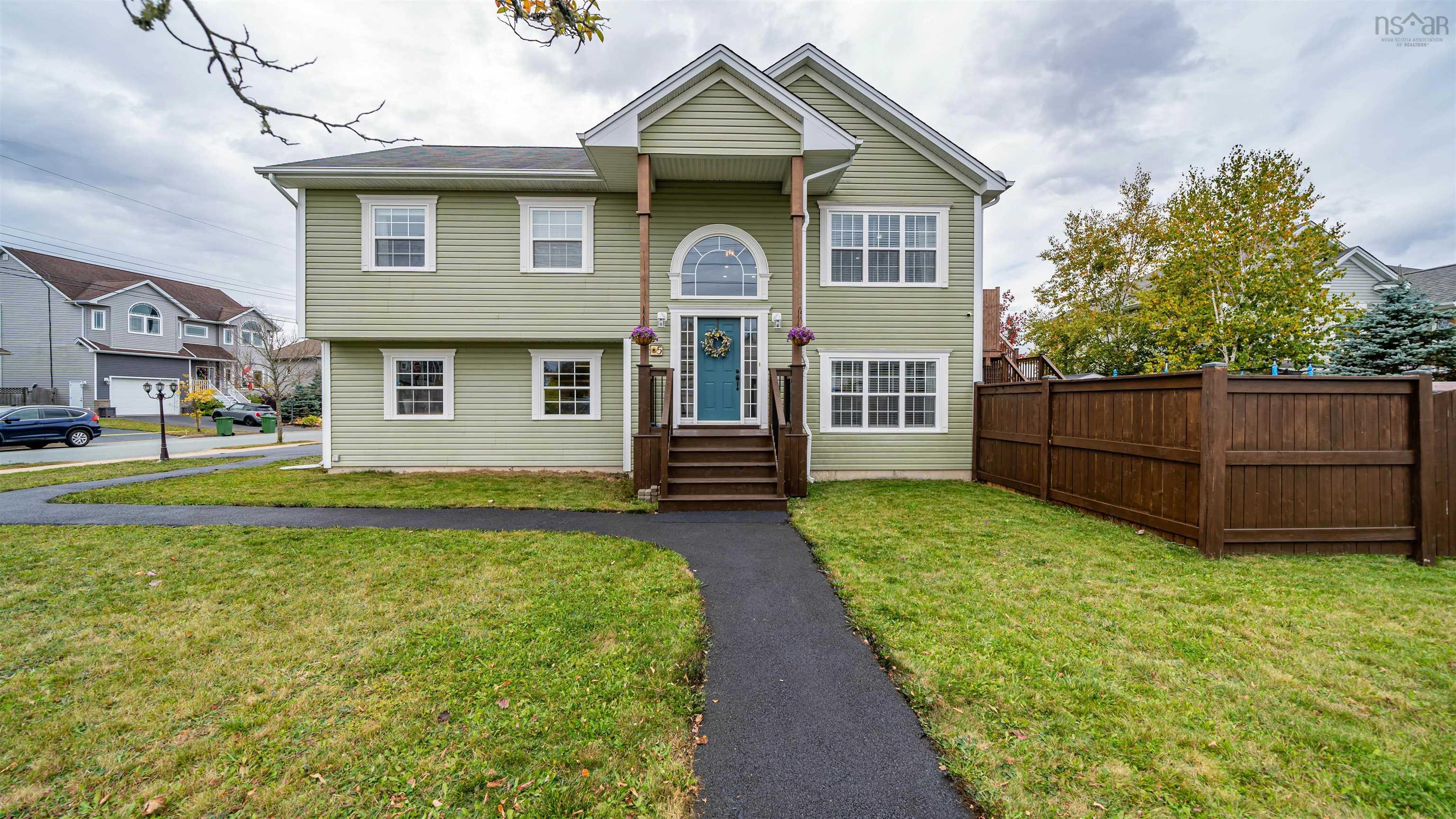 Thumbnail image for 5 Leblanc Court MLS<sup>®</sup> 202525981
