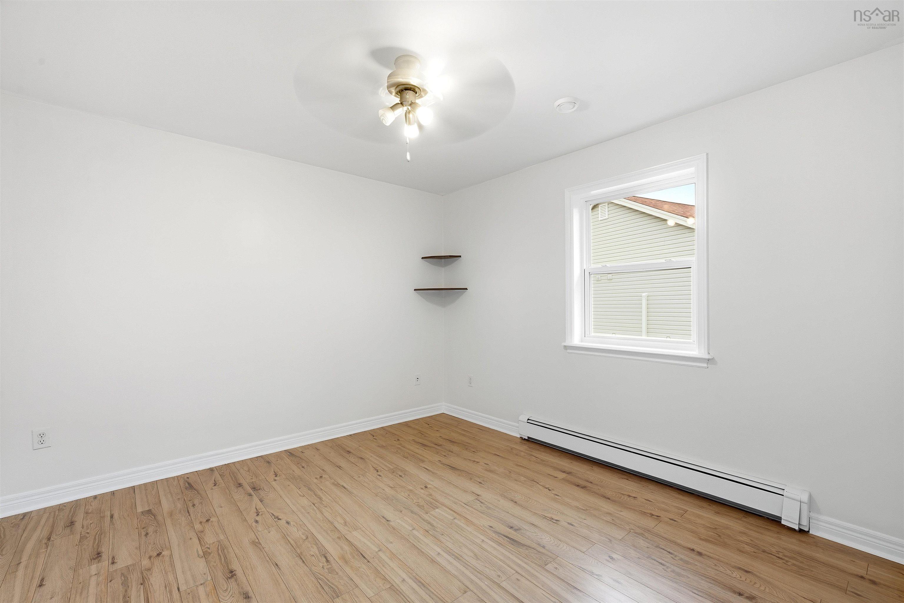 View image 18