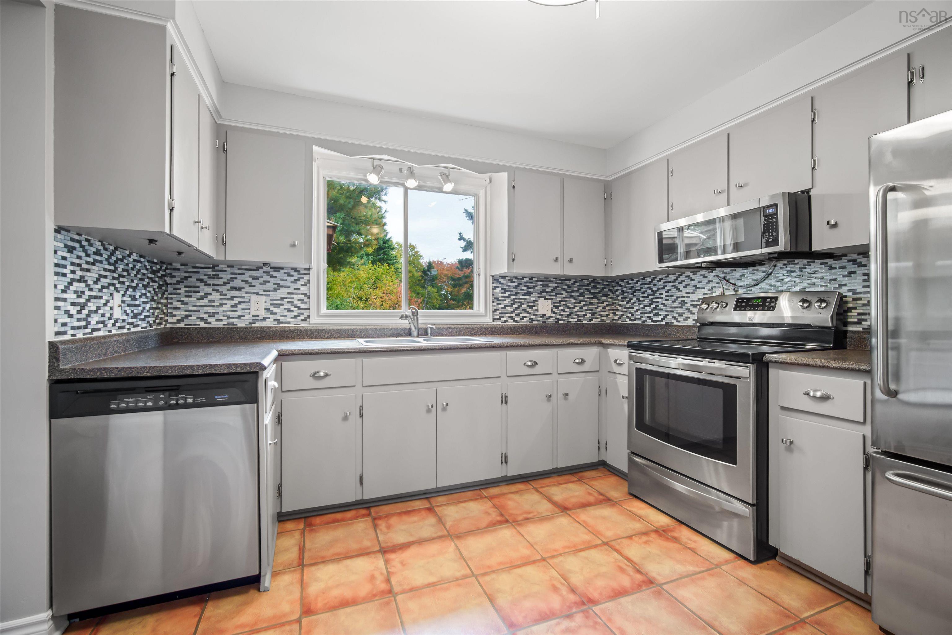 View image 17