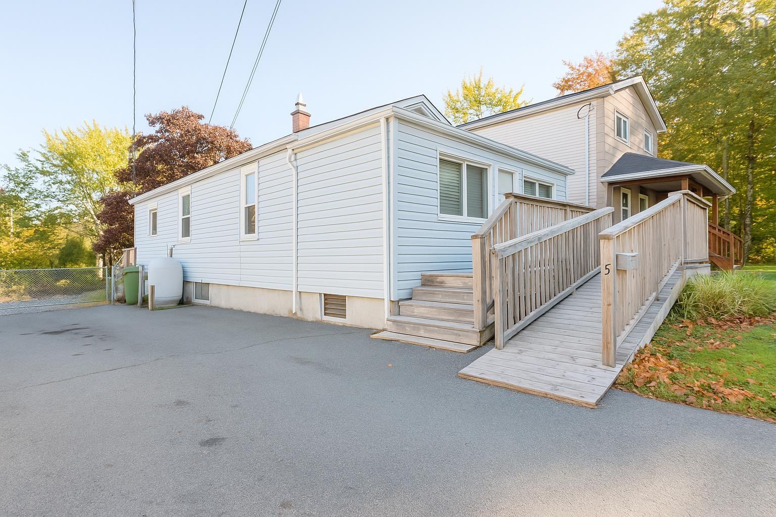 View image 11