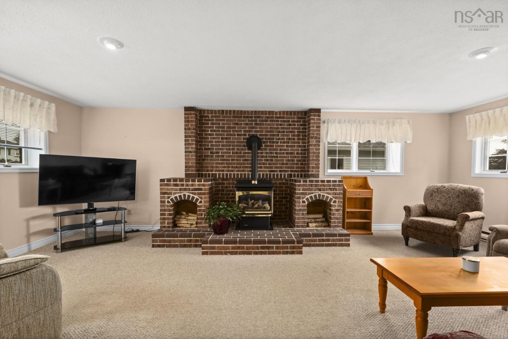 View image 11