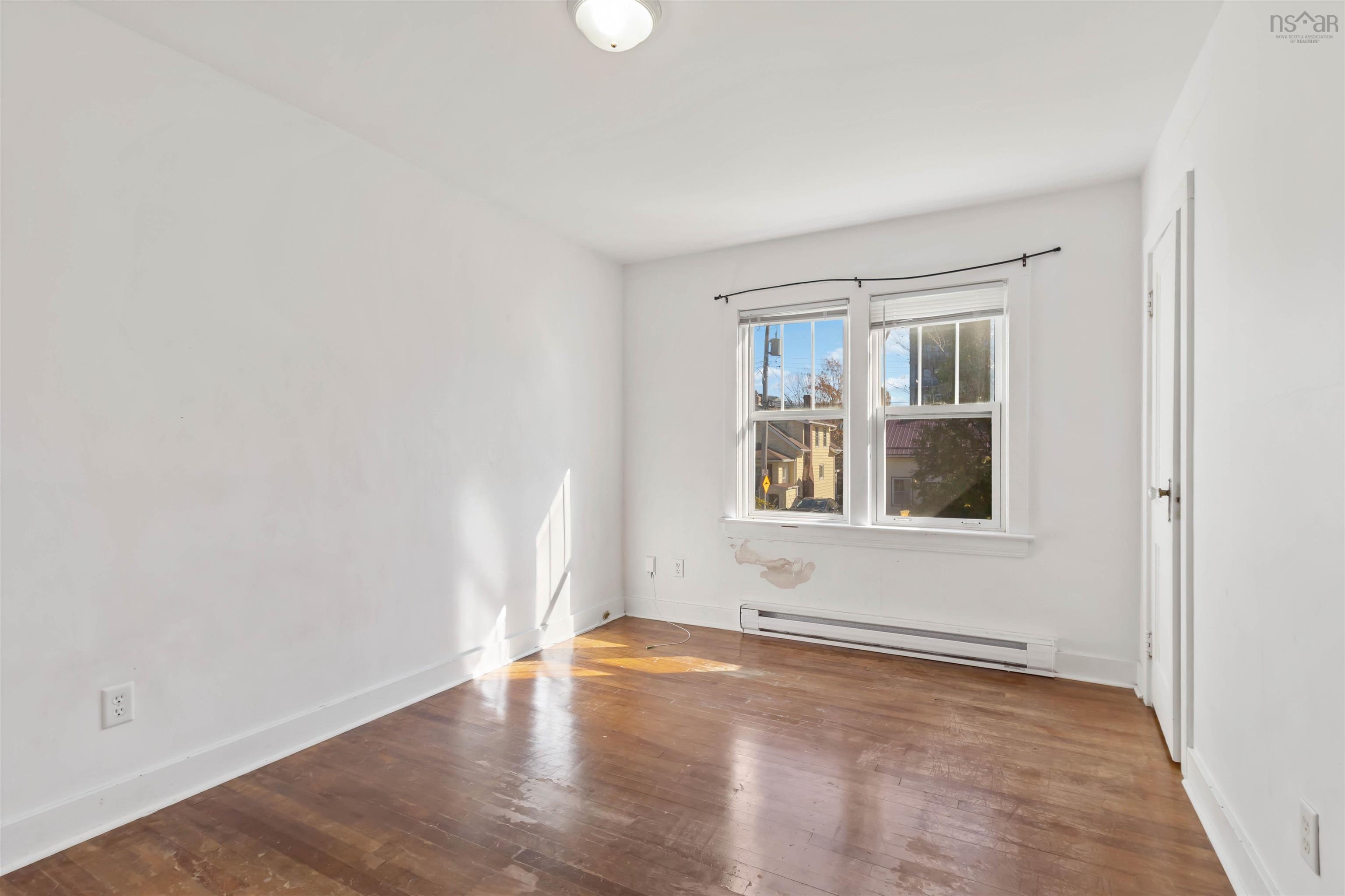 View image 10
