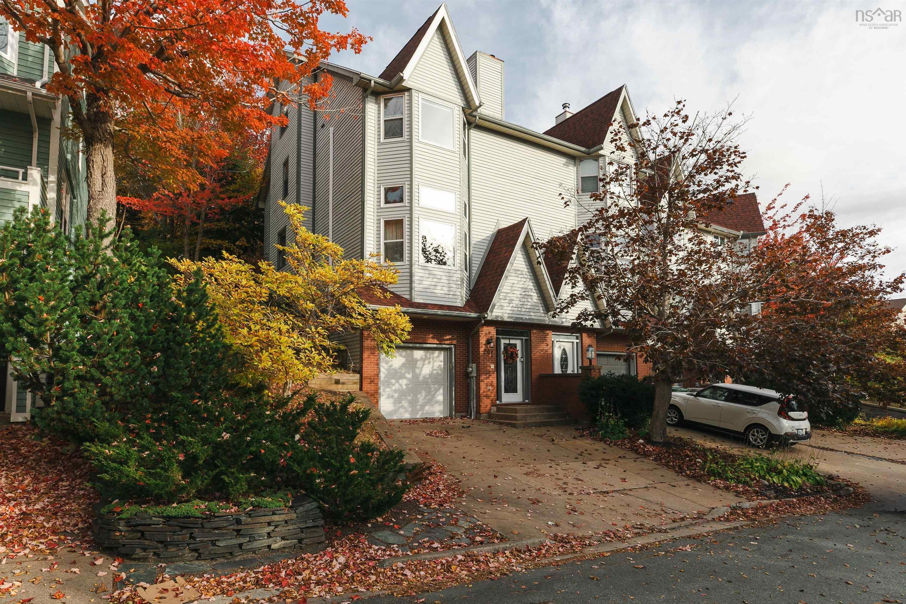 Thumbnail image for 201 Spinnaker Drive MLS<sup>®</sup> 202526092
