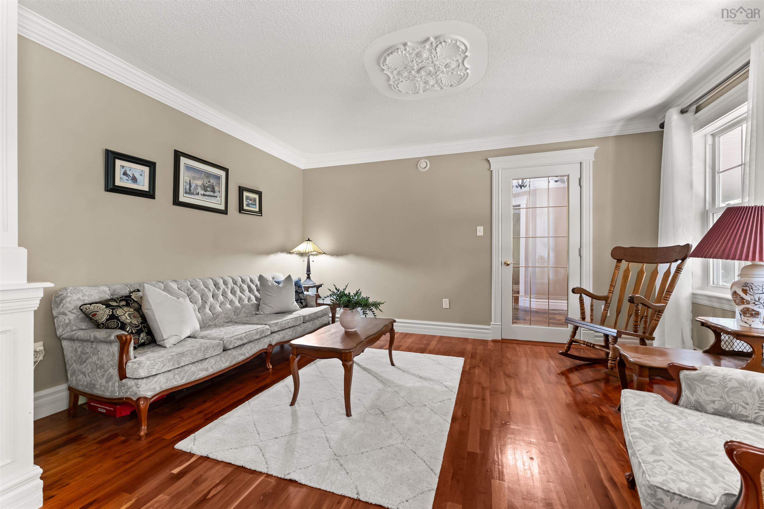 View image 10