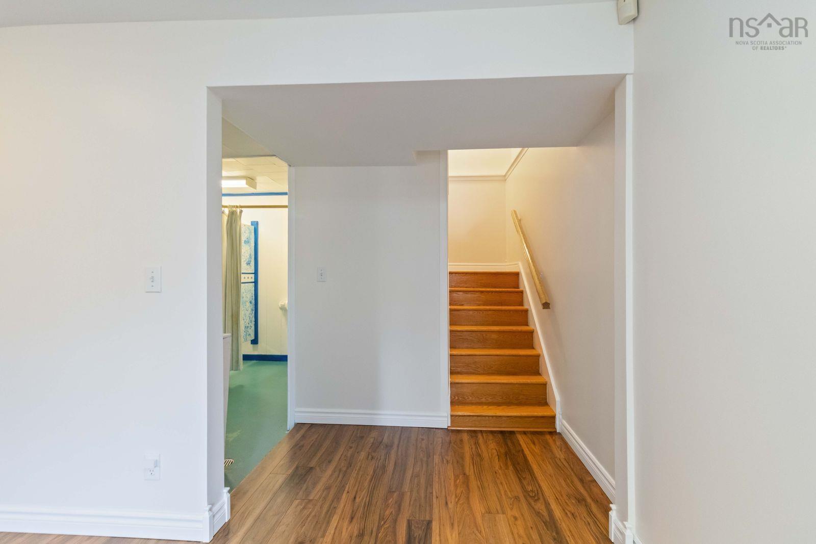 View image 10