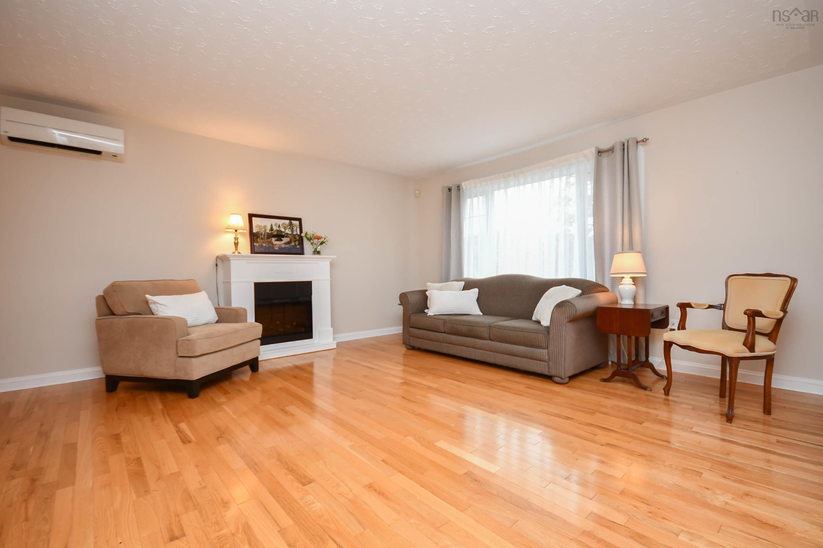 View image 12
