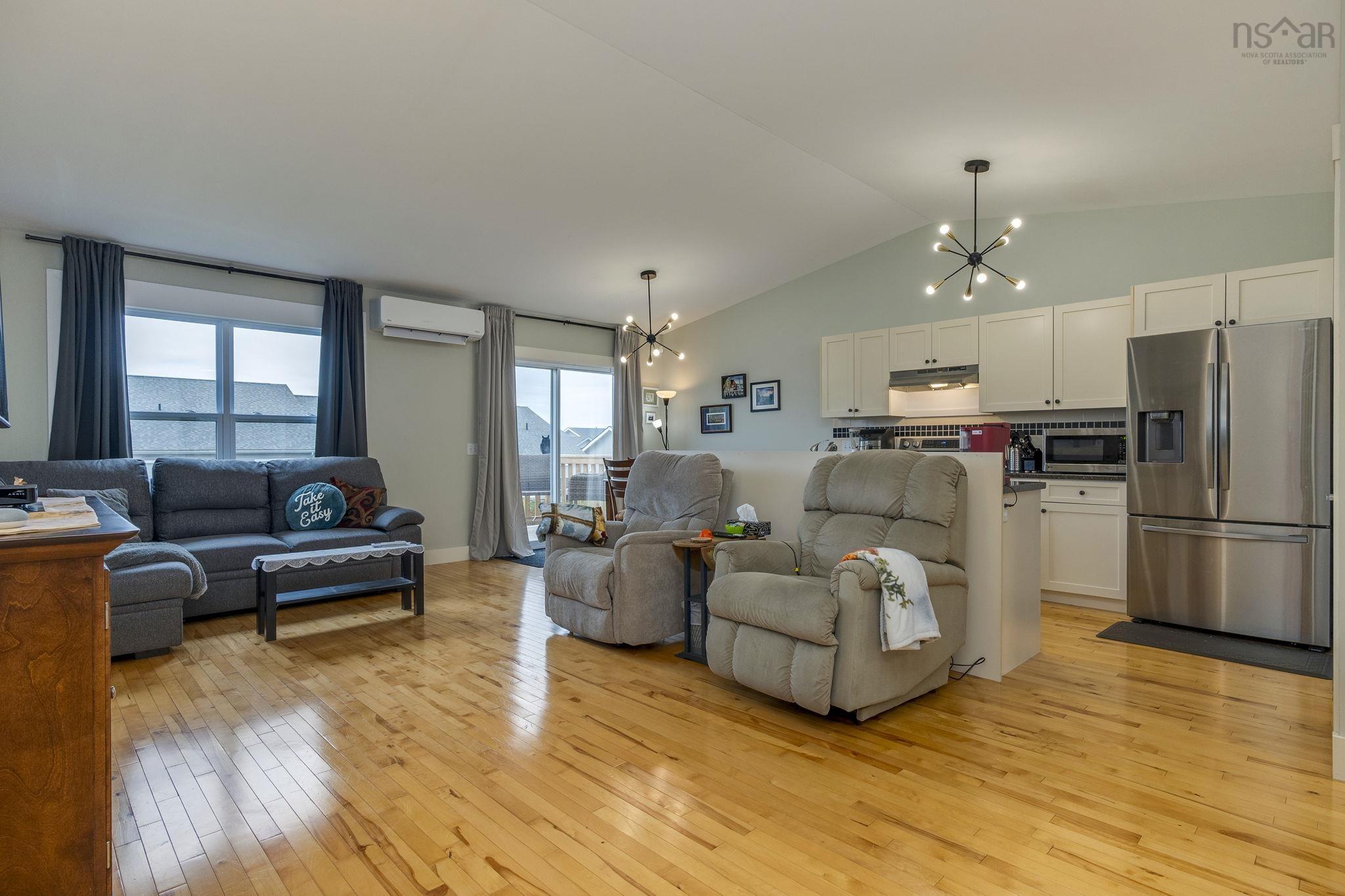 View image 12