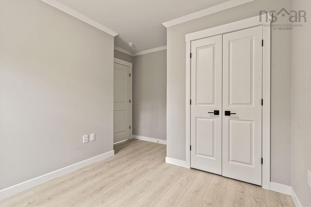 View image 9