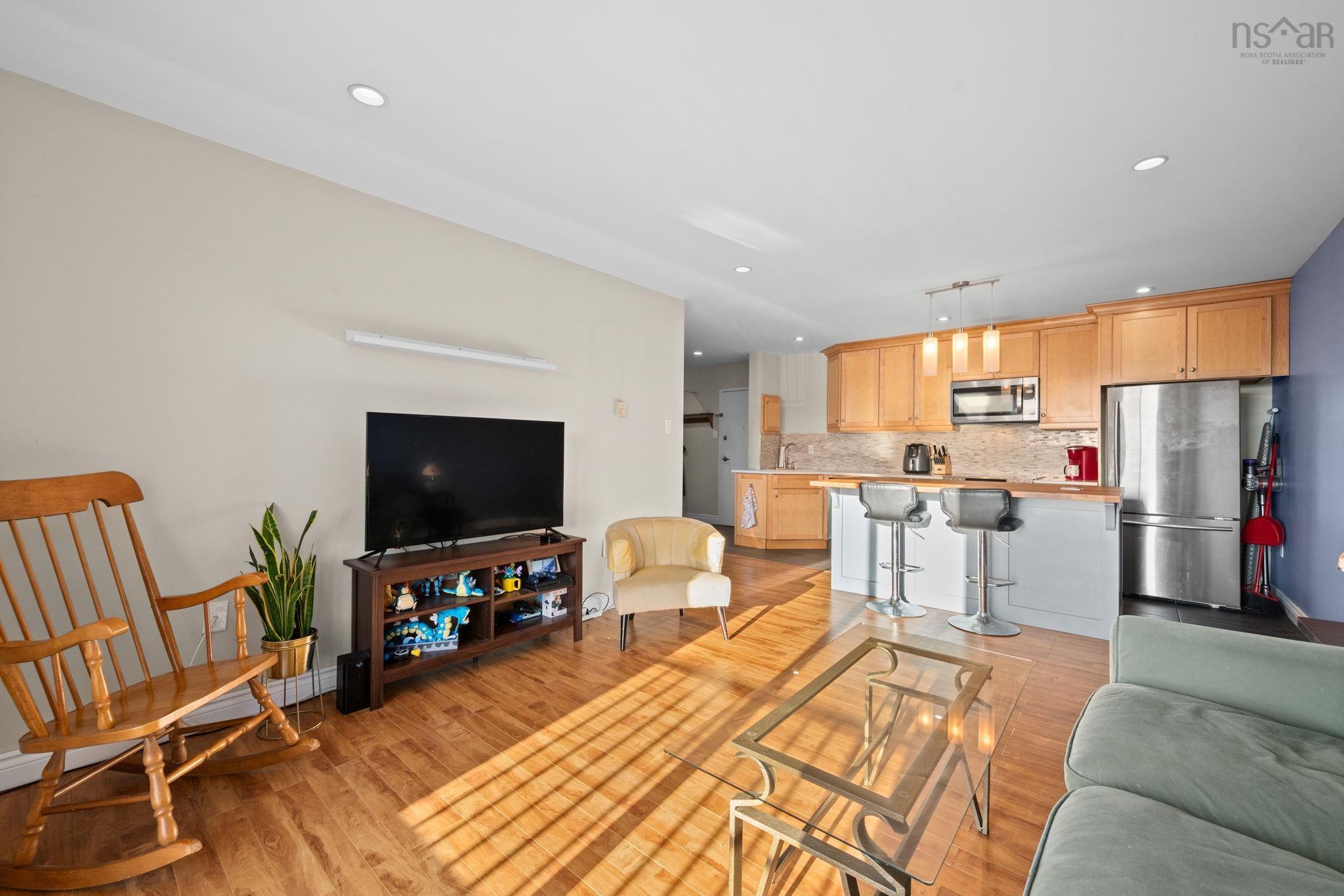 View image 10