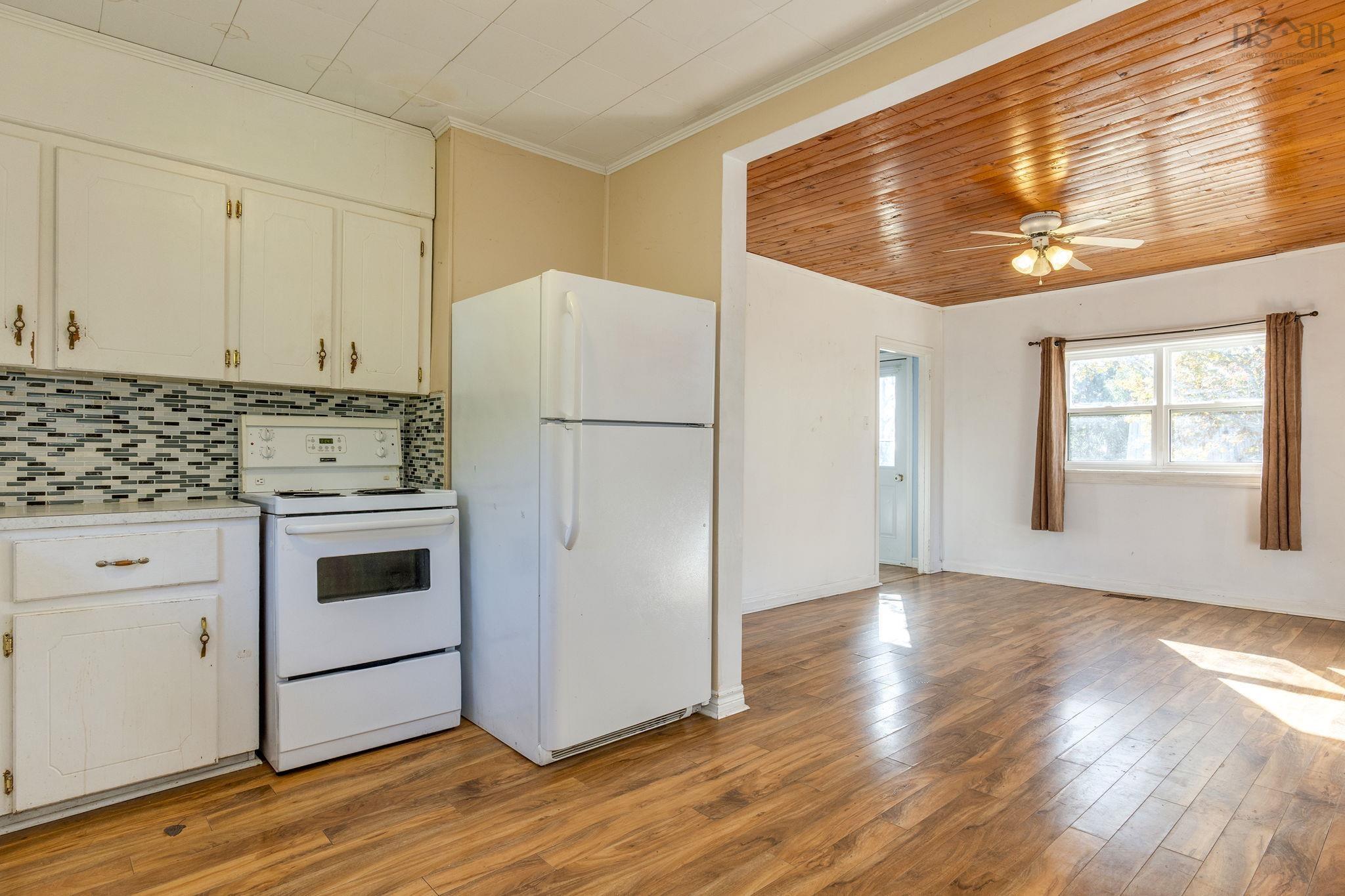 View image 15