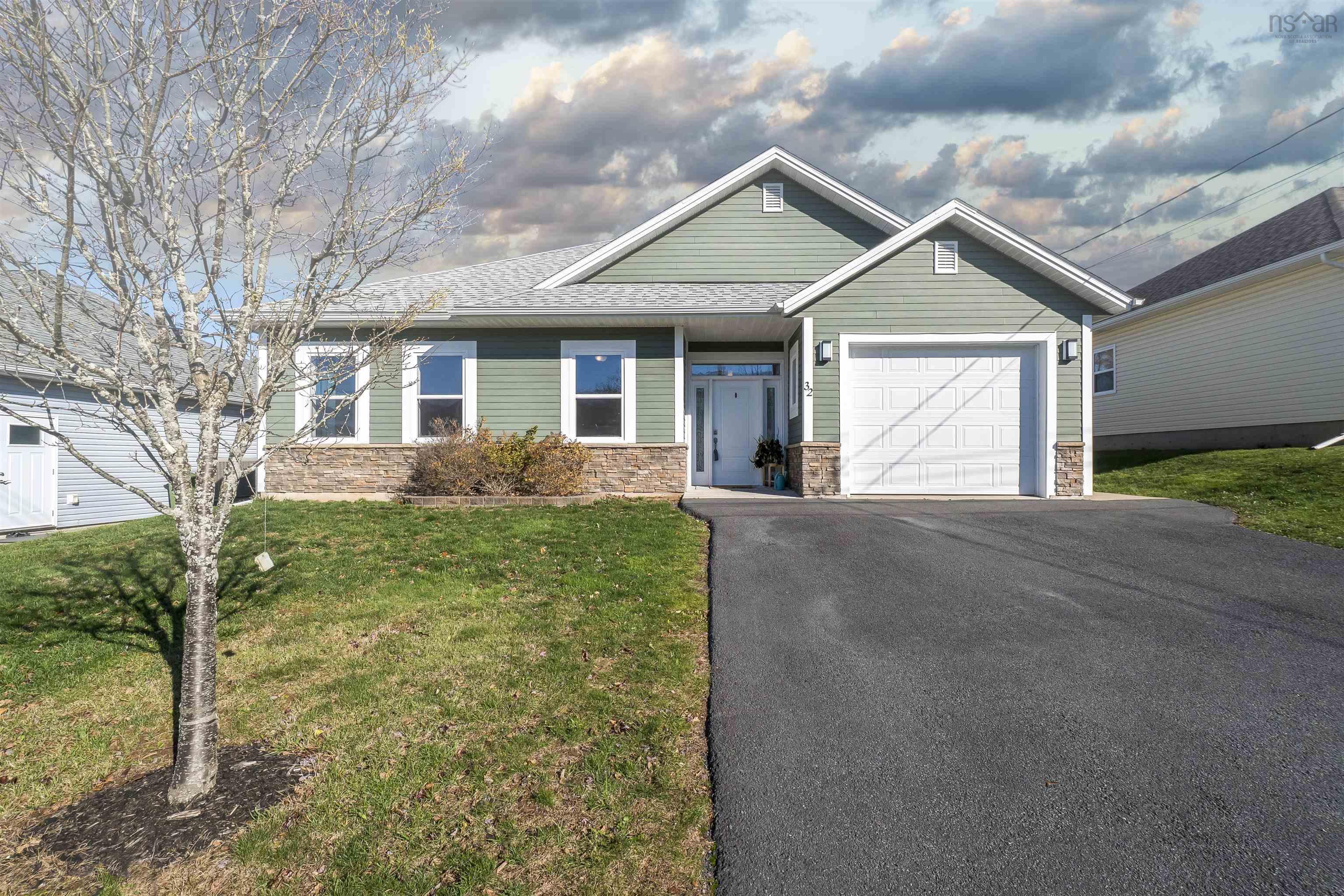 Thumbnail image for 32 Mellowglen Court MLS<sup>®</sup> 202527318