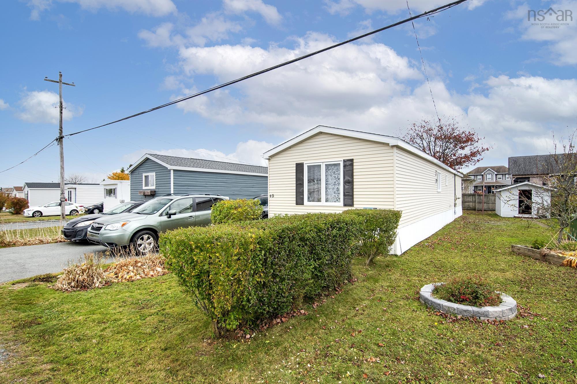 Thumbnail image for 49 Birchill Drive MLS<sup>®</sup> 202527411