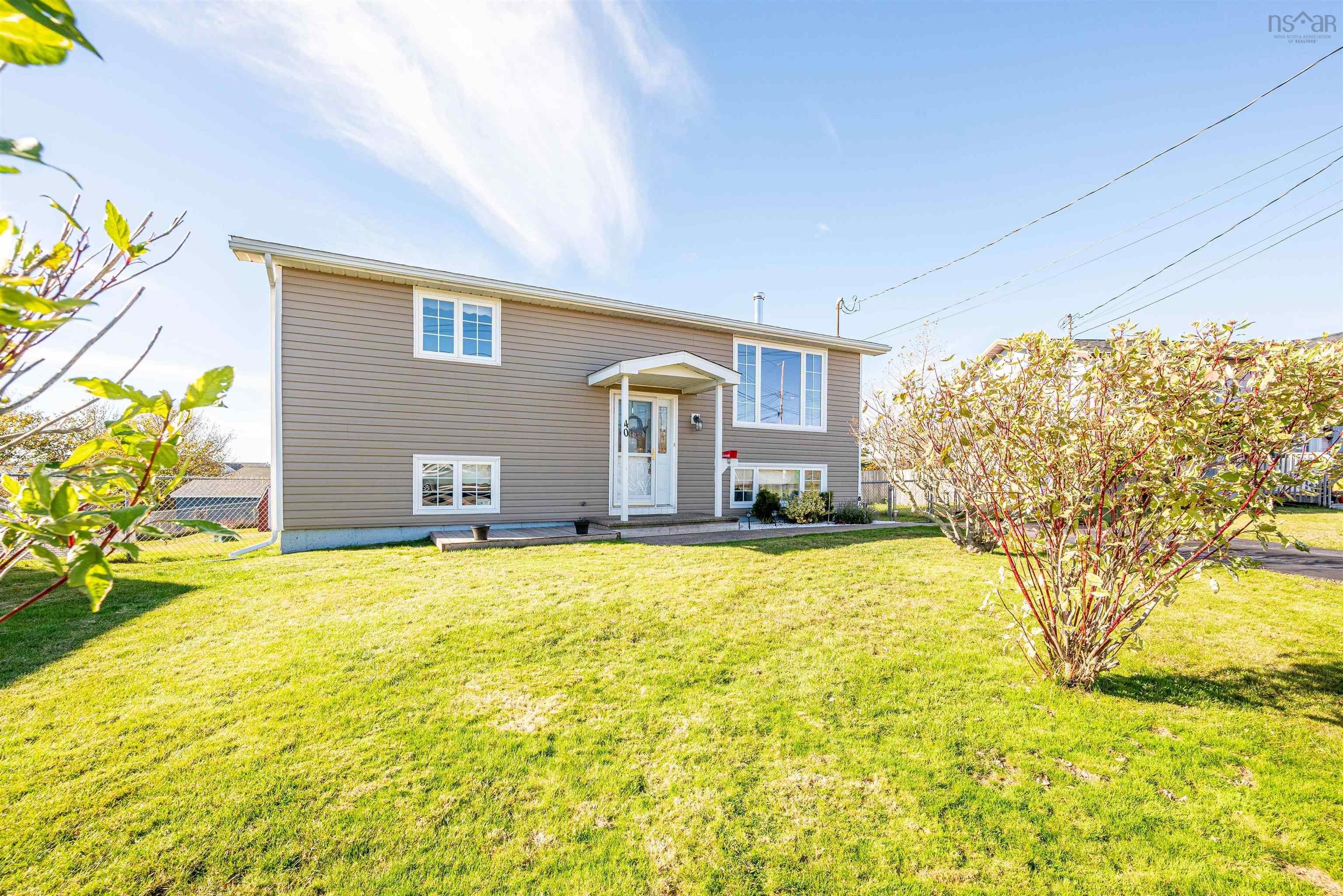 Thumbnail image for 40 Wentworth Circle MLS<sup>®</sup> 202527513